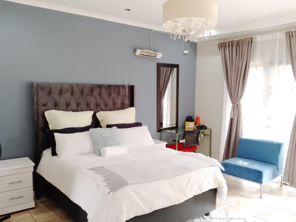 South Serene Guest House Midrand Esterno foto